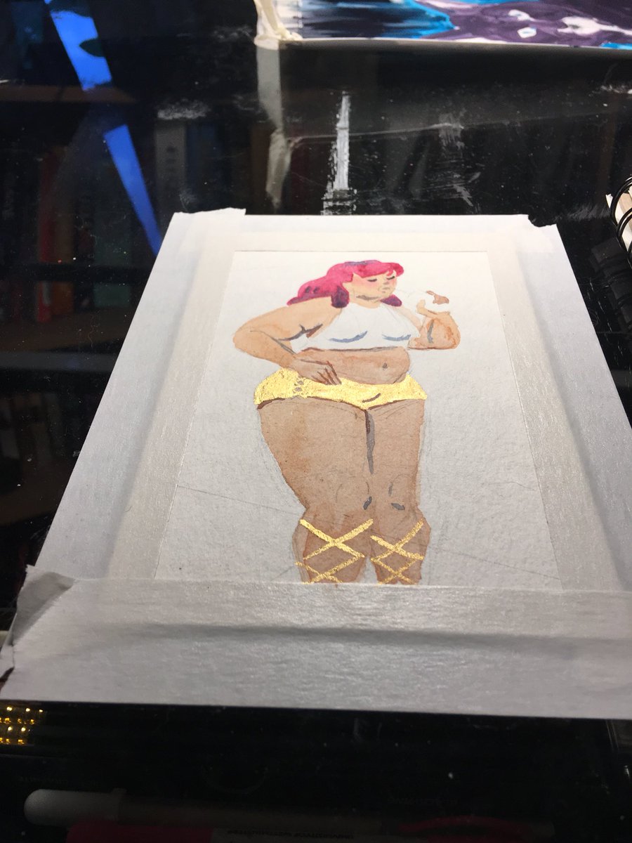 wench's tweet photo. Painting with gold #shiny #bodypositivity #cutefat https://t.co/WjbgxBLK6x