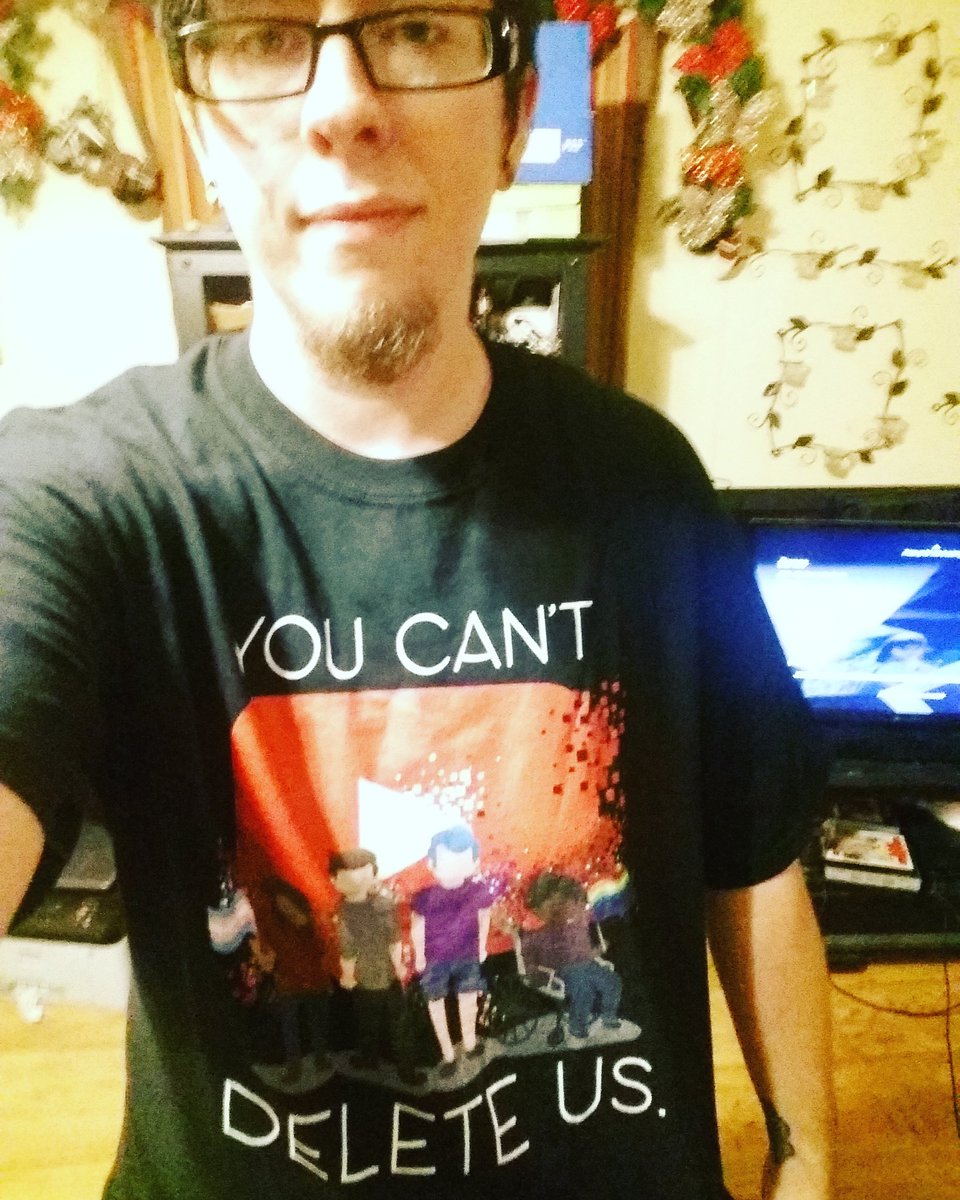 GageTylero3o's tweet photo. Got my shirt from @inktothepeople today! It was designed by @AaronLinguini in collaboration with @ChaseRoss for their campaign #LetsGetByTogether
#ftm #lgbt #lgbtpride #trans #transgender #transguy #lgbtyoutube https://t.co/oXfmPwhoFK