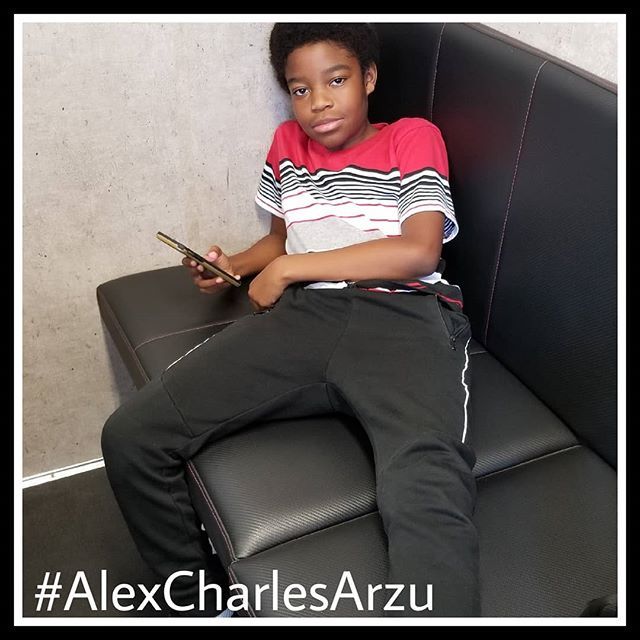 alexcharlesarzu's tweet photo. Spending my #summertime jumping from set to set. #LoveMyLife

#AlexCharlesArzu #Actor #SetLife #OnSet #Hollywood #Booked #BookedIt #TVshow #Blessed #Grateful #AdventuresWithAlex #YoungHollywood #YoungActor #ChildActor #Auditions #Callbacks #Casting #Indu… https://t.co/OOP7BacCHe https://t.co/8GoWkonJ4N