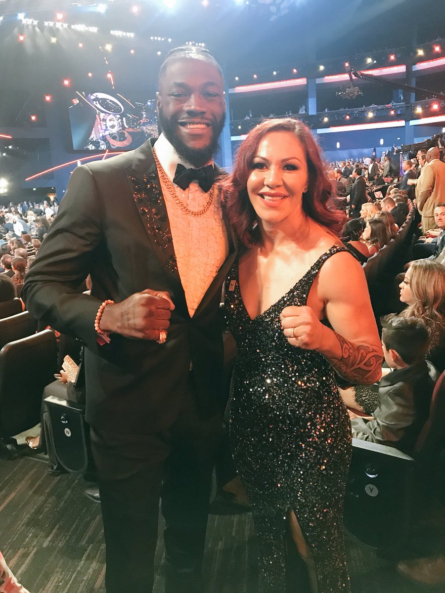 criscyborg's tweet image. #Letsgochamp @espn #ESPY2018 with @BronzeBomber