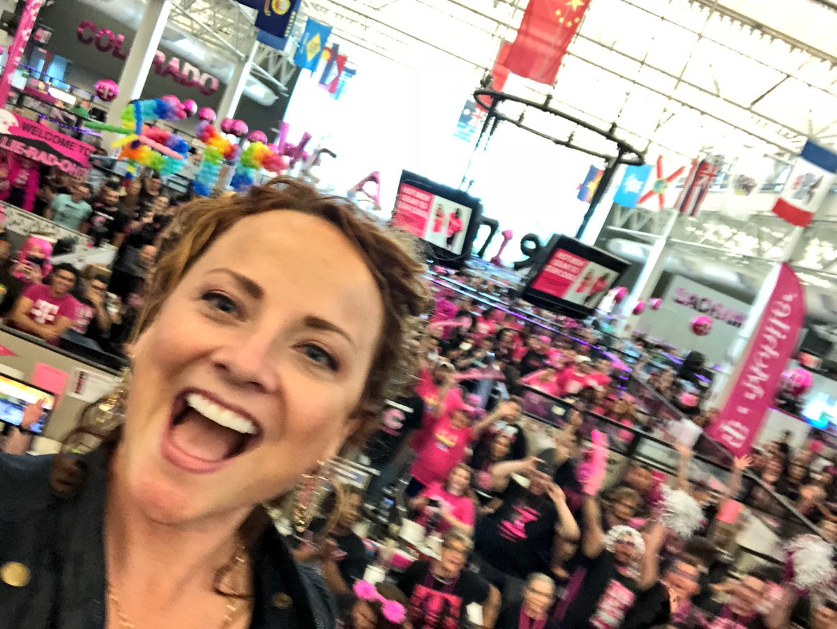 CallieField's tweet image. Such a GREAT time with our Colorado Springs TEX and STC teams! #CustomerObsessed #FamousForCare #TEXTalks