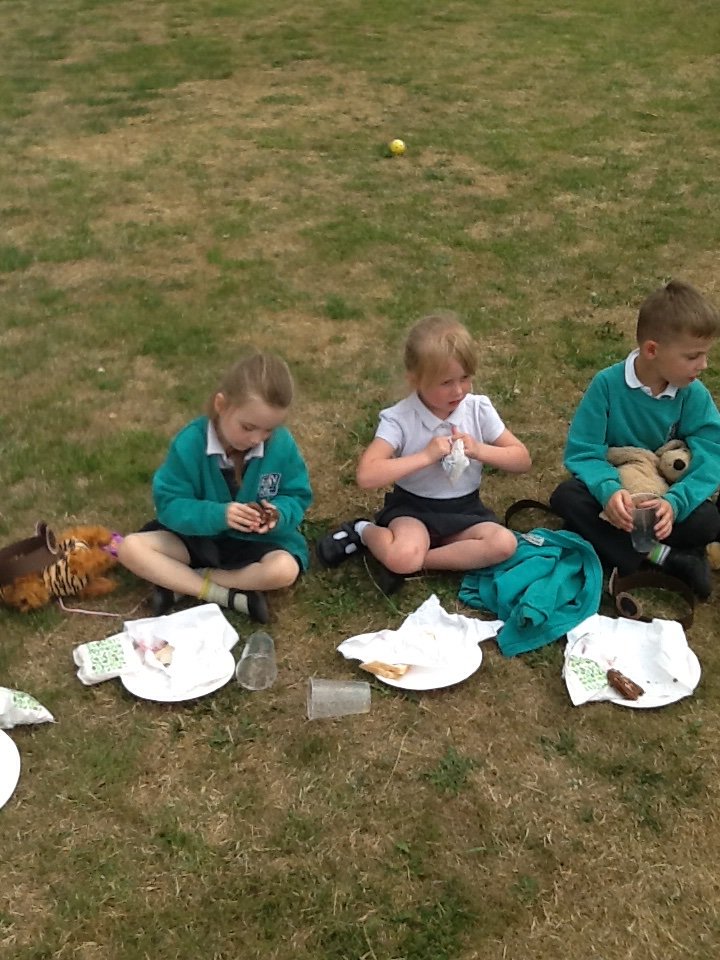 EndikeYear1's tweet photo. If you go down to the woods today beware of... The new year ones enjoying their teddy bear picnic! @endikeprimary @dretnews https://t.co/yKWbrUuUrL