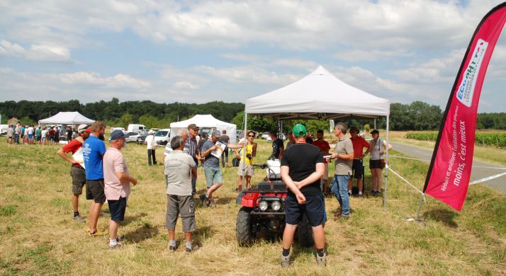 mon_viti's tweet photo. *⃣ Drones, RTK, boîtiers connectés et désherbage alternatif : le plein d’innovations en #viticulture
➡ https://t.co/XP2kGg0cTx
#WineMorning ☕⏰ #vignes #euratlan #picore #agriculture #jarny #caffini https://t.co/QQjxZ51DzZ