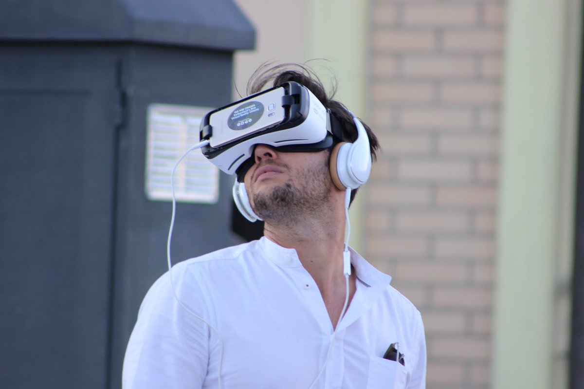 VRcinemaCH's tweet photo. We had an amazing Kino am Berg VR opening event!
who is also coming on top of Zurich for VR Cinema? 
@ewz_energie @volvocars https://t.co/ZhPAbuSiK8