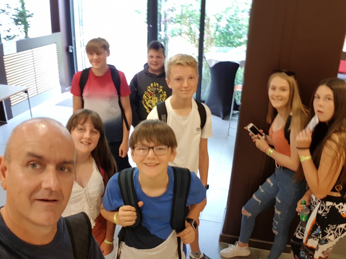 HelesTech's tweet photo. Ahh aren't they cute! @HelesSchool https://t.co/hephJdkiIW