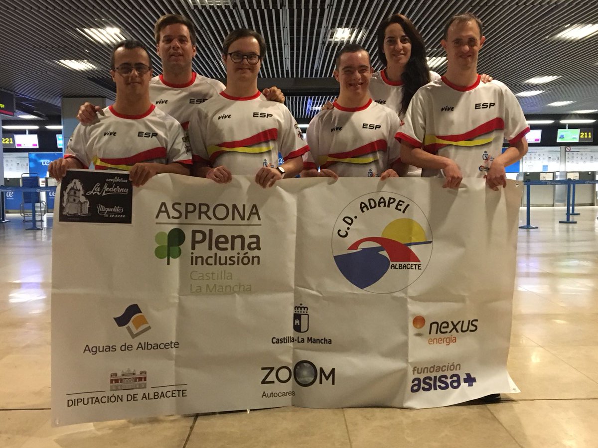AspronaAlbacete's tweet photo. 🛫Rumbo a #Canadá!!! Nuestros deportistas de #Adapei ya van camino del  Mundial de #Natación🏊‍♀️ organizado por  #DSISO. 🔝Mucha suerte  🍀chicos esperamos que disfrutéis a tope esta gran experiencia🤗 https://t.co/mGTxoBUEZi