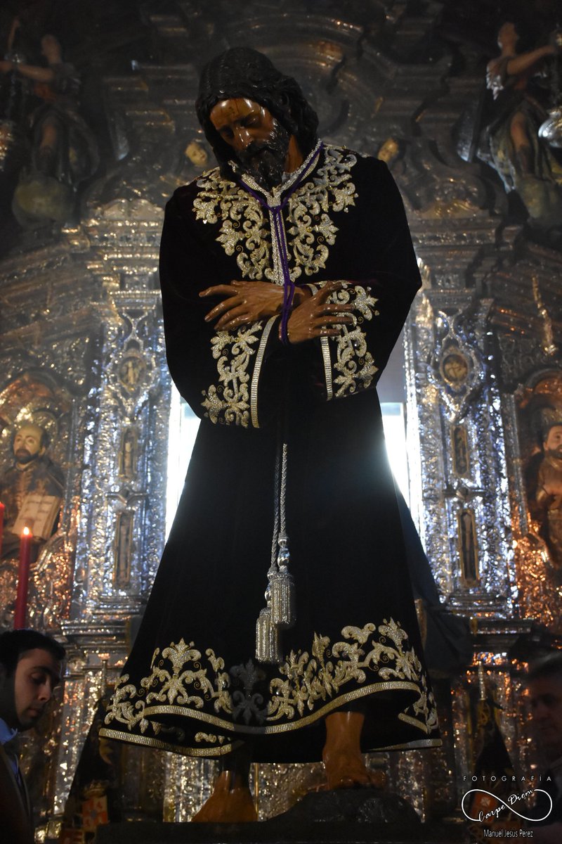 manueljesussol's tweet photo. “Le noto un defecto…le falta respirar”.
-D. Antonio Despuig y Dameto

@Hdad_Pasion https://t.co/WE26Sfoq7G