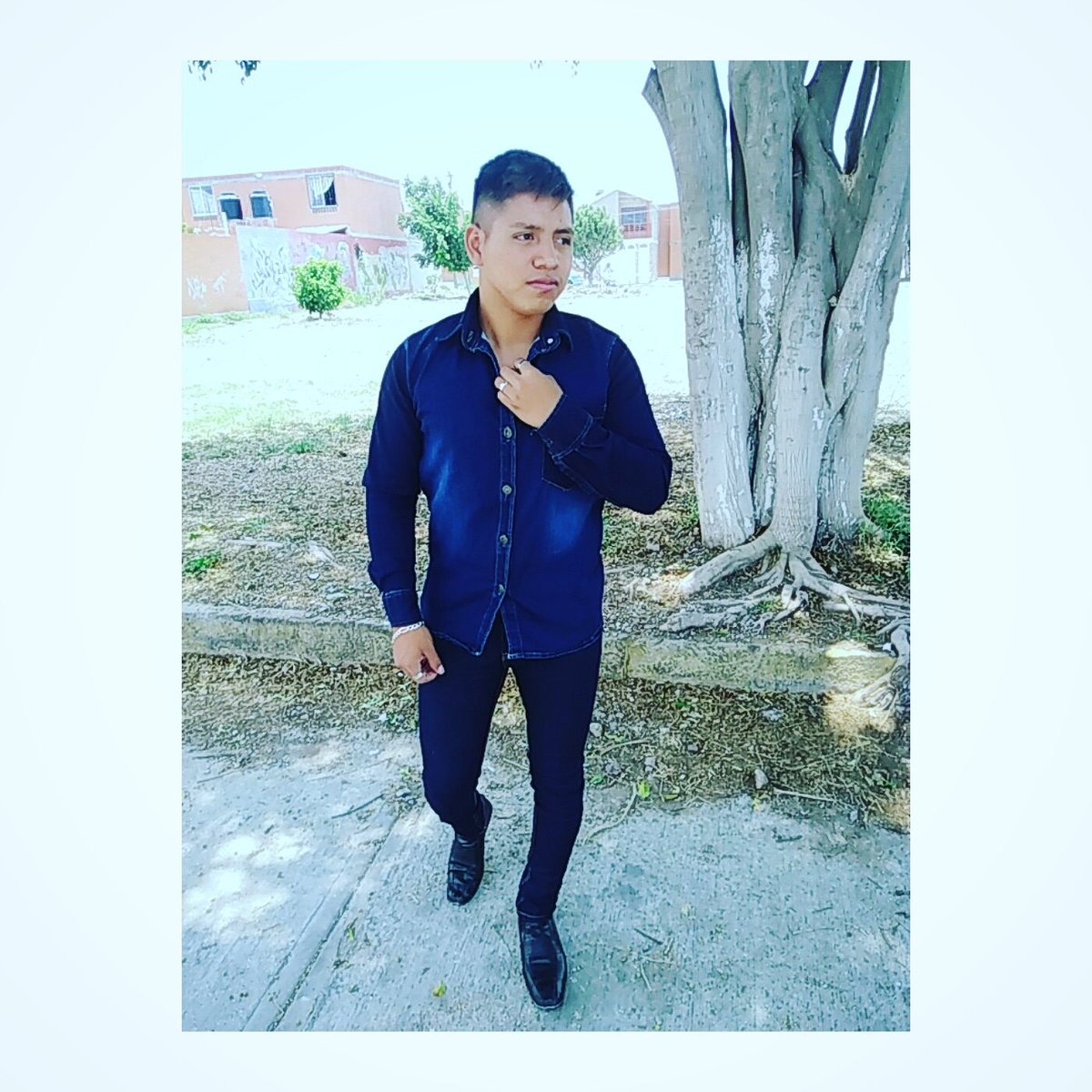 MiguelAk14's tweet photo. #NuevaFotoDePerfil https://t.co/dlpiTffRgF