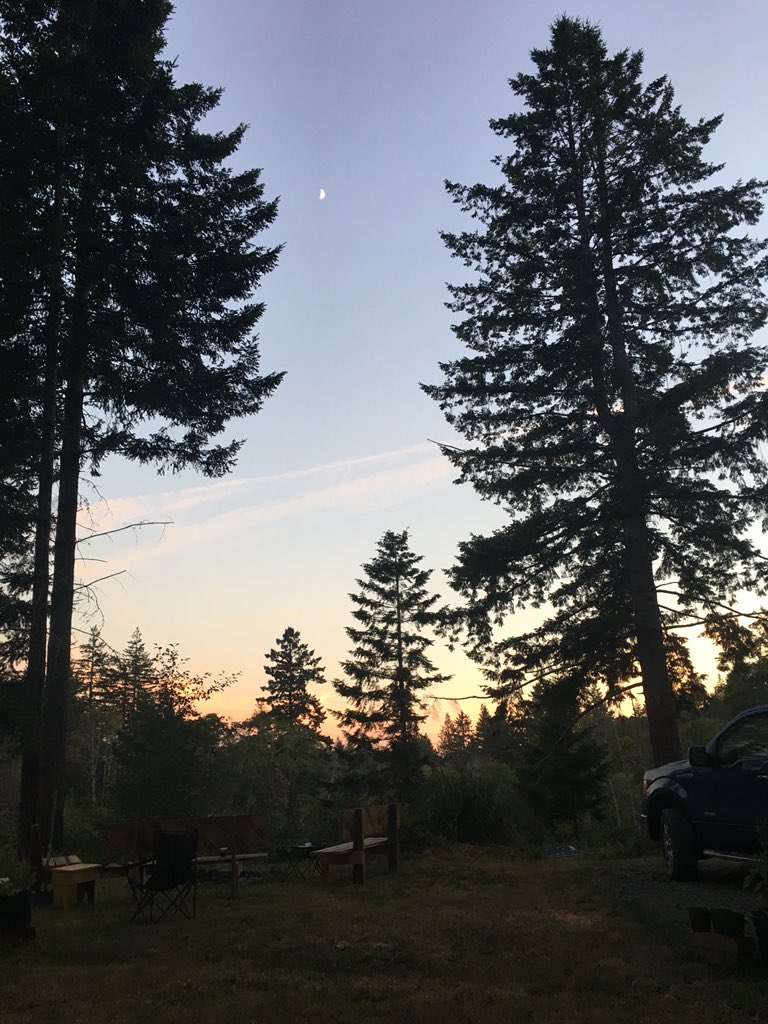 coachgonzojr's tweet photo. Before and after the Kayak trip. Then our sunset at #campforlife it was a good day with my pops! https://t.co/F2lZ3kbgXC