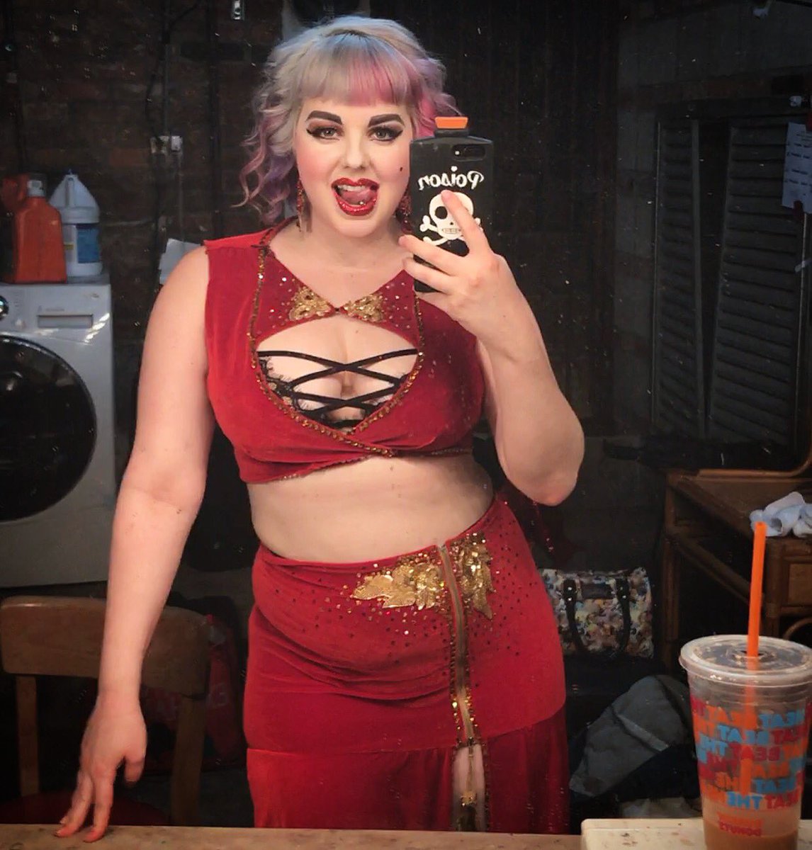 BunnyBuxom's tweet photo. Meowww! I had such a blast at @weburlesque ! Catch #BusterBalls there next week for the last installment of my residency! #weburlesquenyc #weburlesque #notesfrombackstage #readyfortheshow #nycburlesque https://t.co/eW24d5U4ao