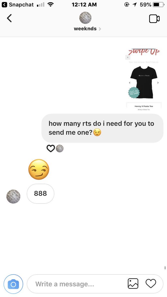 JonniMarshall's tweet image. GUYS!! @DOMtheB0MB said if i get 888 RT’s he’d send me his merch for free. DO YOUR THING😋👌🏼