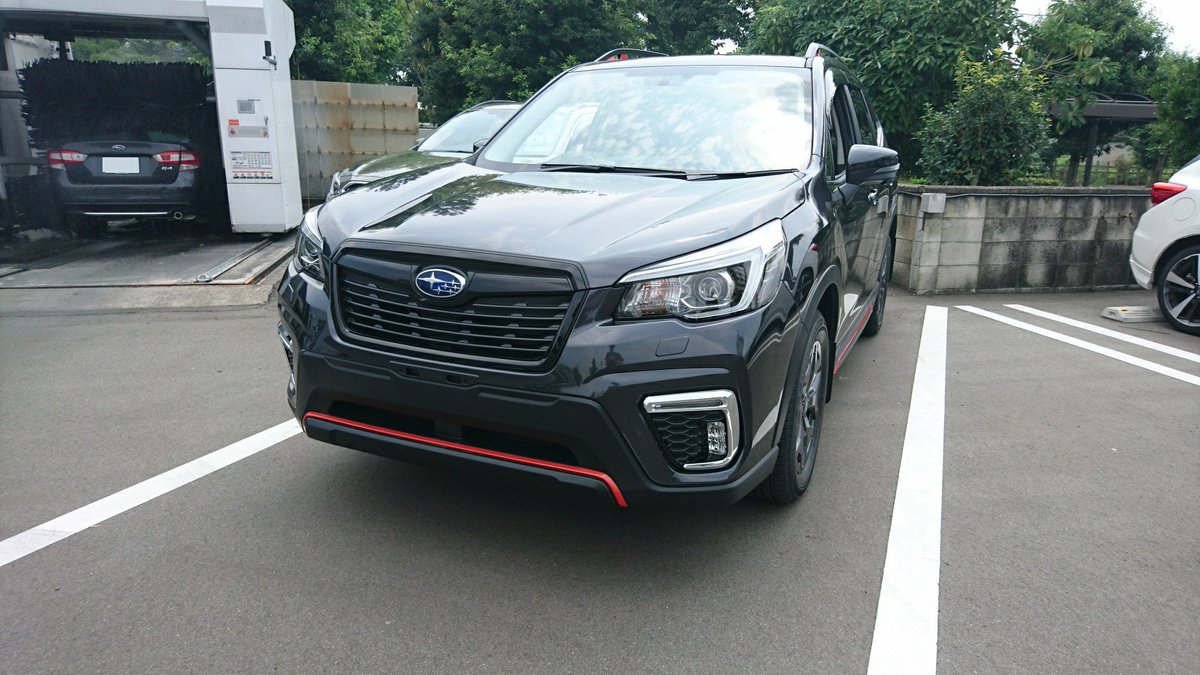 t51125052's tweet photo. 新型フォレスター https://t.co/BsmNgE8a5r