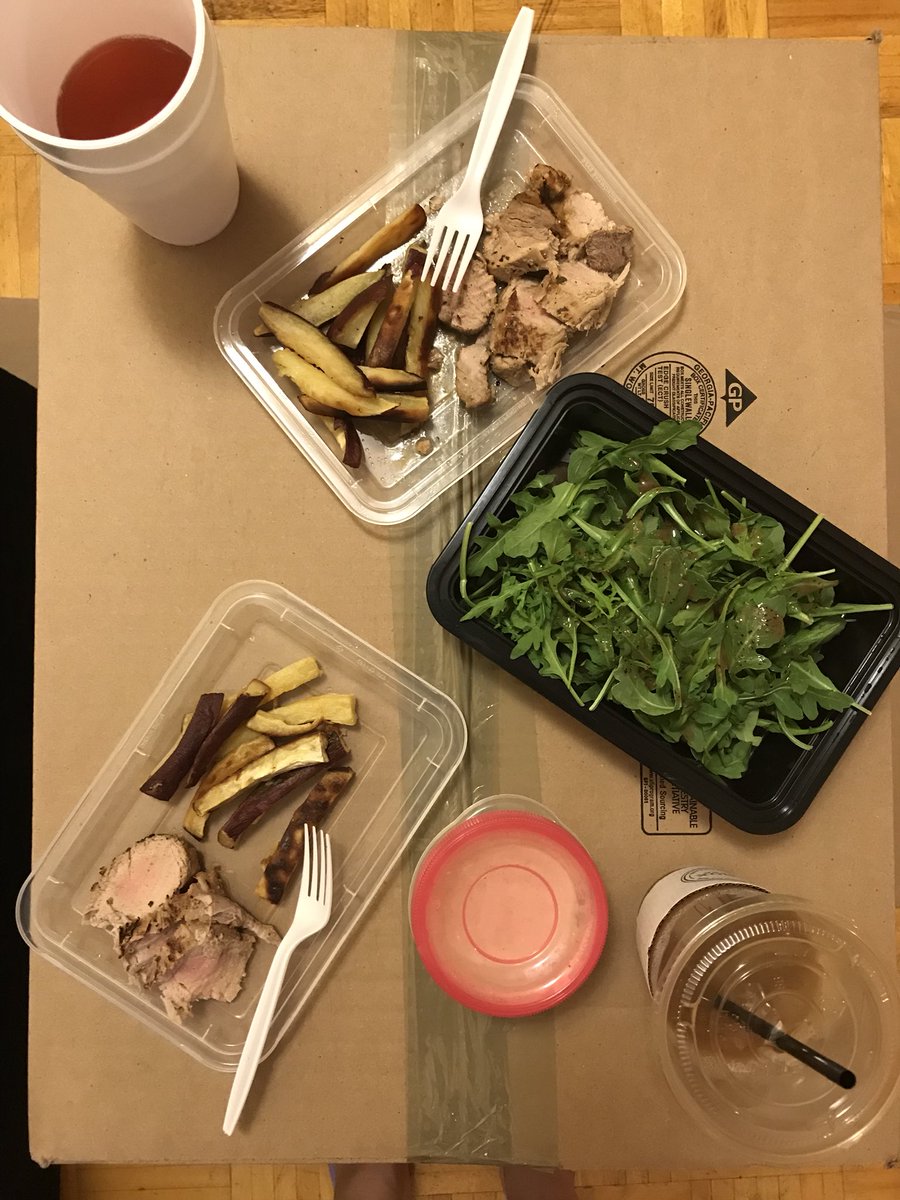 harlemfoodlocal's tweet photo. Our last dinner in our apartment in #Harlem. Perfectly cooked #PorkLoin courtesy of #JennRhee. @NYCKeithH #noPlates #moverspackedeverything #FarewellToHarlem #boxTable https://t.co/7v0ZjkGSEZ