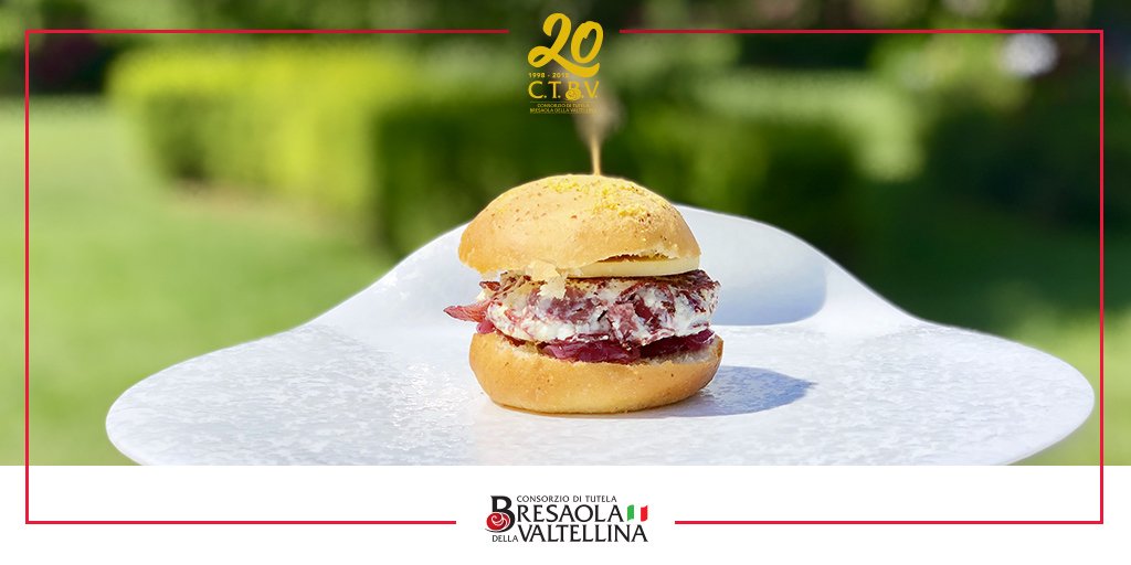 Oggi festeggiamo i 20 anni a Sondrio, anche nell’ambito del progetto “Taste the Alps”: con noi lo chef stellato <a href="/Gianni_Tarabini/">Gianni Tarabini</a> e il suo splendido panino! #BresaoladellaValtellinaIGP20”