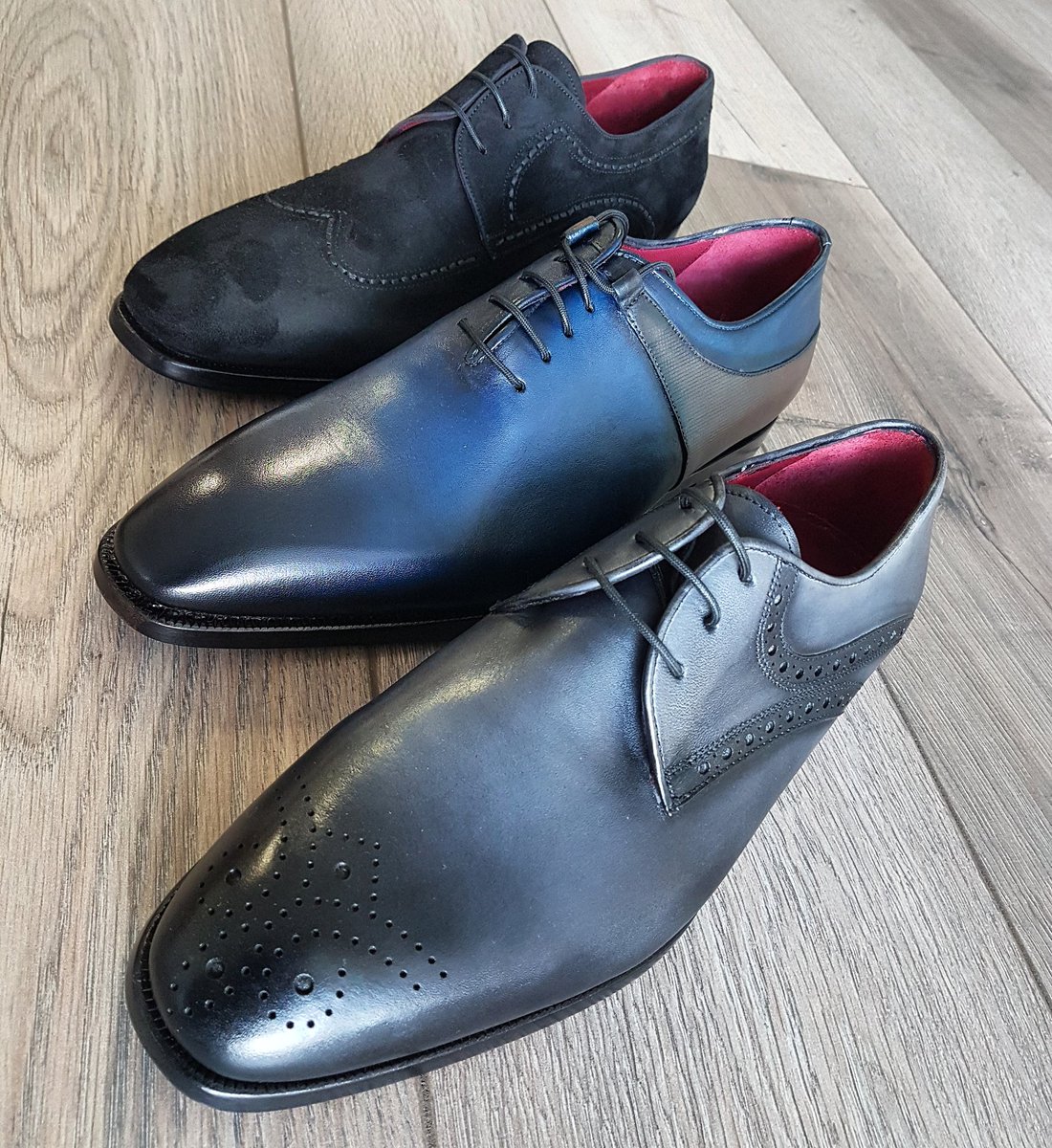 rodavanni's tweet photo. They say good things always come in 3s ----------------------------------------------------------
Visit us at Shop 8, #Morningview Shopping Centre, 100 South rd, Morningside #Rodavanni #mensshoes #mensfashion #mensshoes #belts #gentlemnswear #mensfashion #mensclothing #leather https://t.co/YONkCXtPbg