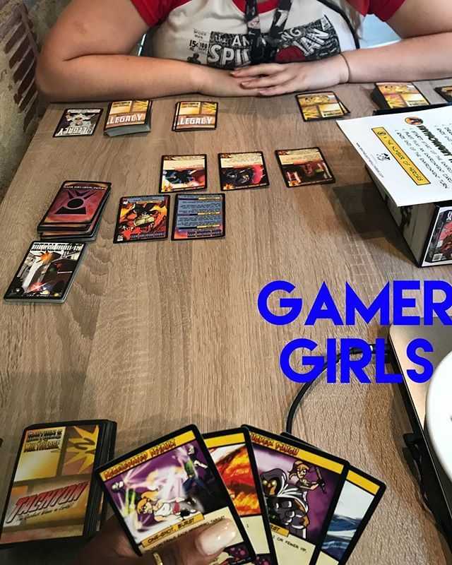 ChaiAsha's tweet photo. Just what we do... #gamergirls #friend #ttg #tabletopgames #spiderman #sentinelsofthemultiverse #caseofthemondays #learning #geekdom #talknerdytome #expressionofself #goals #friendgoals #ondeck #travelbuddy #foundlove #research #gamers #gamersofinstagram https://t.co/O4J3nRBZhx https://t.co/CSCC5hUsko