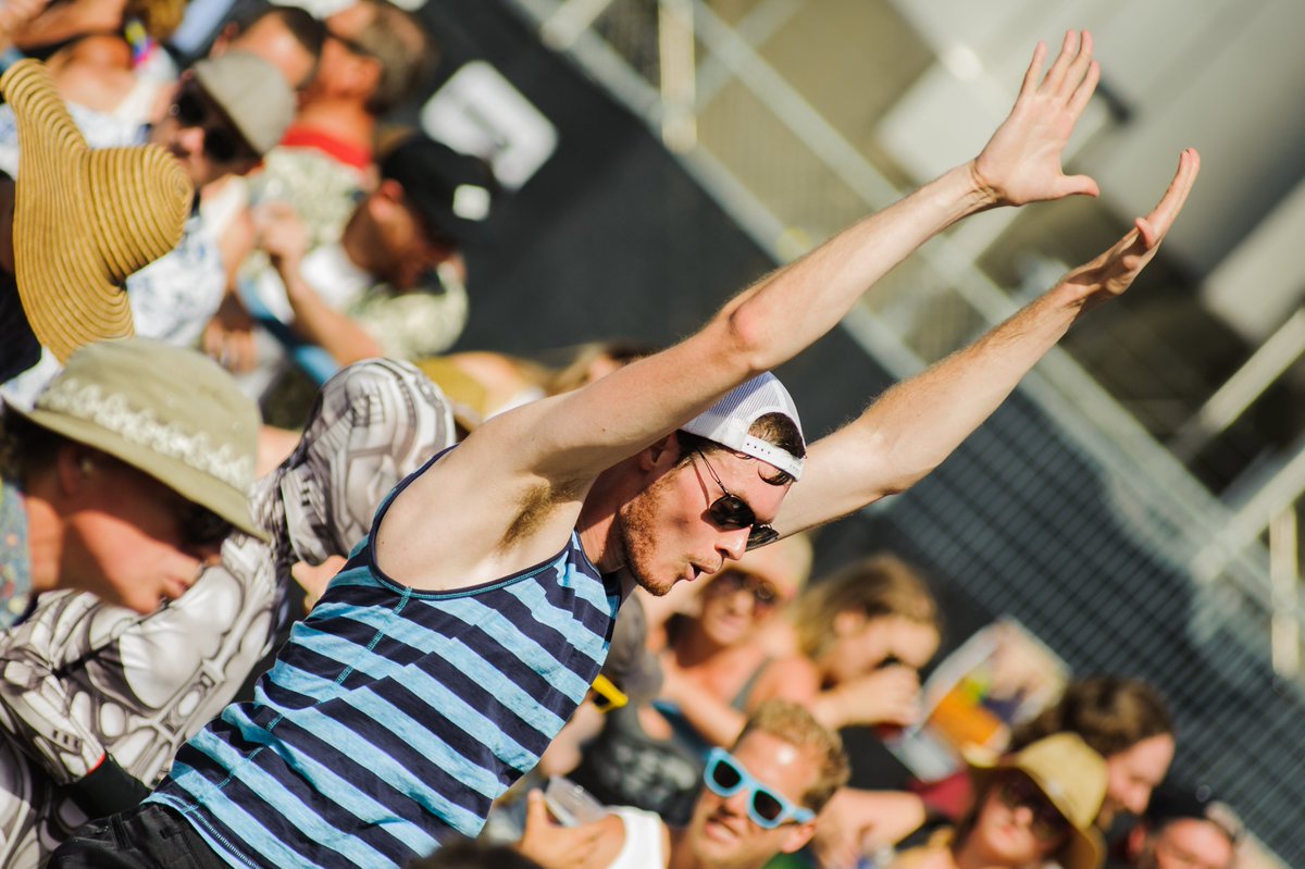 backyardwkndr's tweet photo. #PBW2018 is just a few short days away. Will you be joining us in the mosh this weekend?! We sure hope you are... ☀️🎶🍻😎

@phillipsbeer #backyardweekender #weekender #atomiqueevents #festivalseason #yyj #seeyouthere #nofomo #goodbeer #goodfun https://t.co/fJWIivt6oY