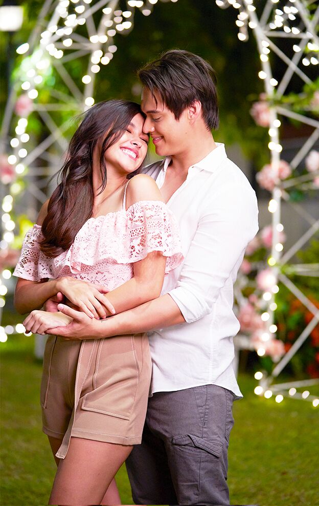 AvonPH's tweet photo. As promised, the more #LizQuenInFullBloom #InFullBloom tweets we receive, the more sweet photos we share! And here's another one for you guys dahil trending na tayo! :) @lizasoberano https://t.co/5Izu5hsf75