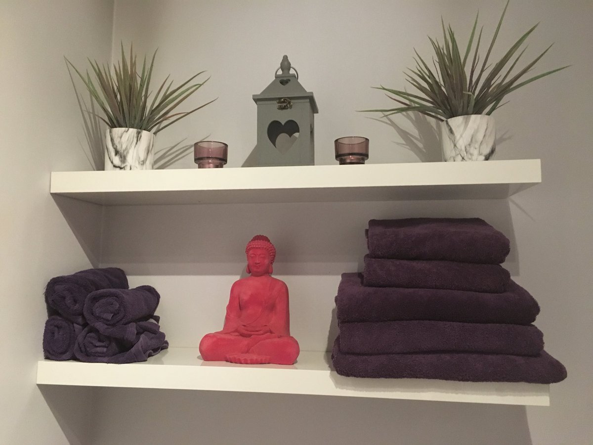 Step into one of our treatment rooms today for pure indulgence #massage #facials #spafind #anotherbeautifulday #appointments #avaliable #today