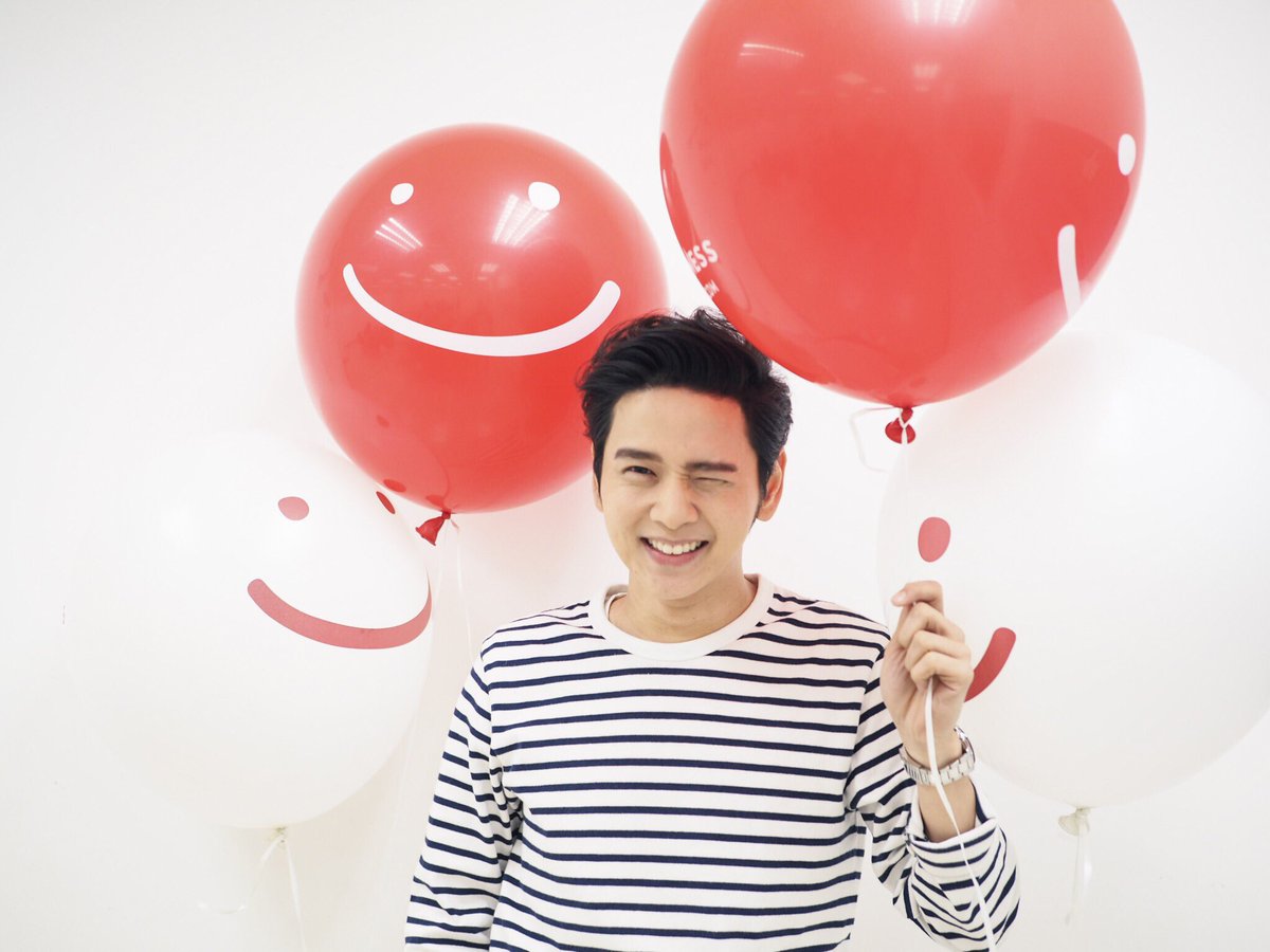 torsaksit's tweet photo. วันไหนโดน surprise ก็จะยิ้มสดใสเป็นพิเศษ 🎈 🙂 AP ชวนมาส่งลูกโป่งและการ์ดน่ารักๆไปให้คนพิเศษได้ฟรี มาเล่นได้ที่ https://t.co/3KIoReYWBa เพราะพื้นที่ที่ดีที่สุด คือพื้นที่ที่เราแบ่งปันความสุขกับใครอีกคน  #พื้นที่นัดยิ้ม #APHAPPINESS https://t.co/qyjd6hqSLM