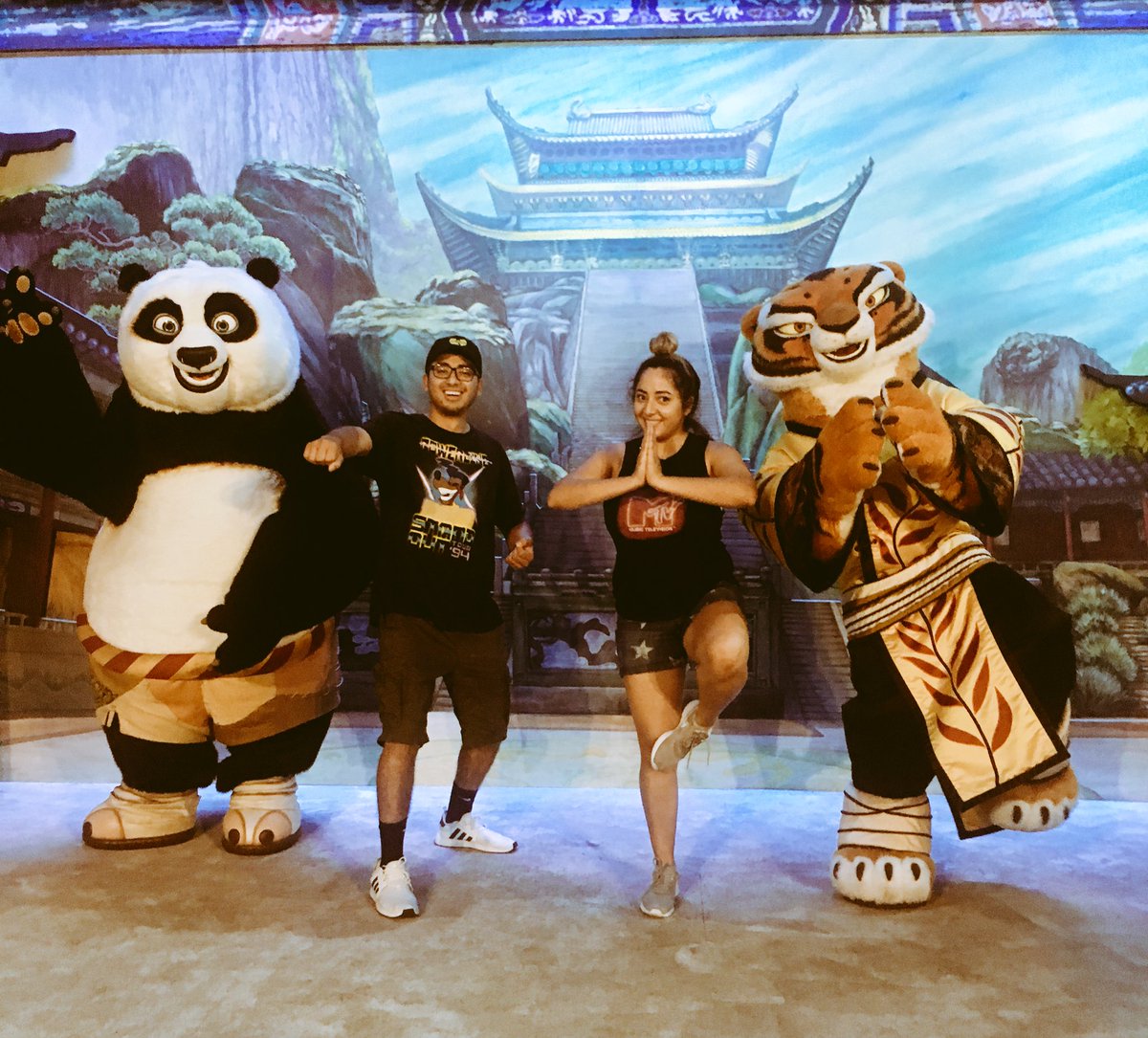 j_torres5's tweet photo. We cute sometimes @Ree_verse #torrestime https://t.co/Ak7YEtkXm8