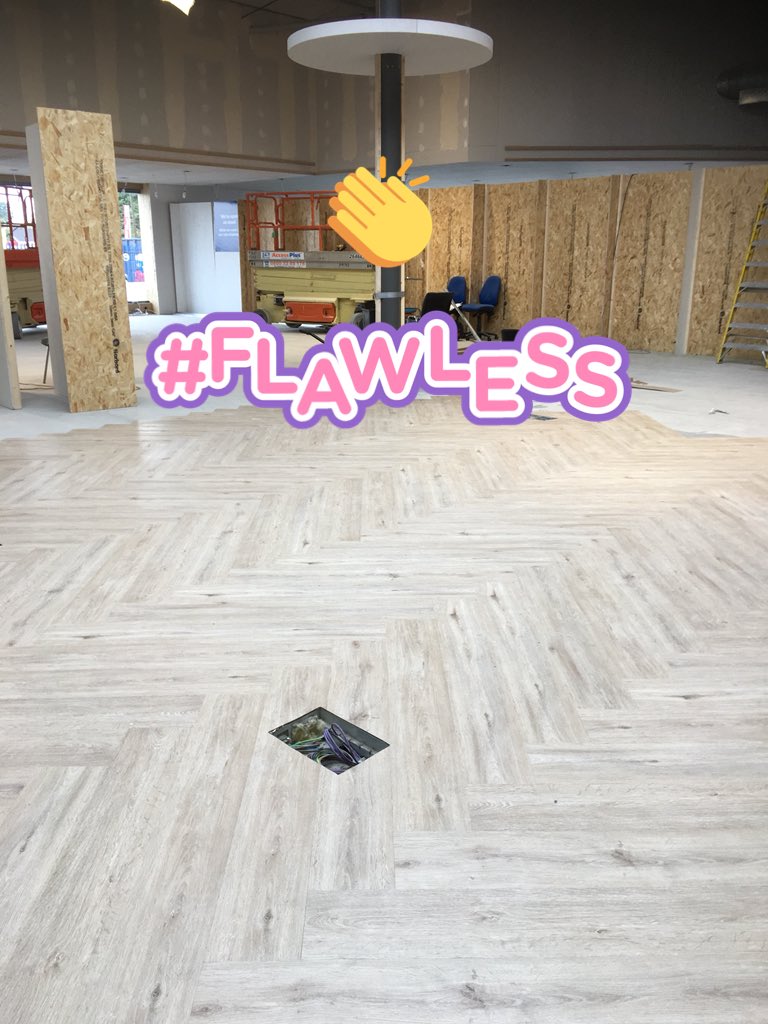 bsddesignassoc's tweet photo. New floor progressing @motorpoint Glasgow. #havwoods #vinyl #plusfloor #herringbone #ceiling #circles #flyingsaucer #retro https://t.co/7dZkMD4iC9