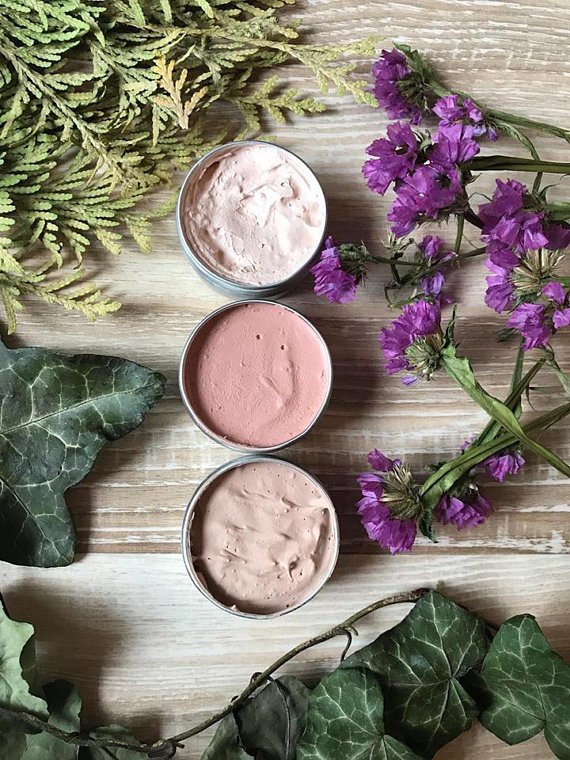 Perfect Sense - Gift guide by
Agnė from AMWireArt in our #blog 
amomentofcrafts.blogspot.com/2018/07/perfec…
#Etsy #summer #giftideas #giftguide #blush