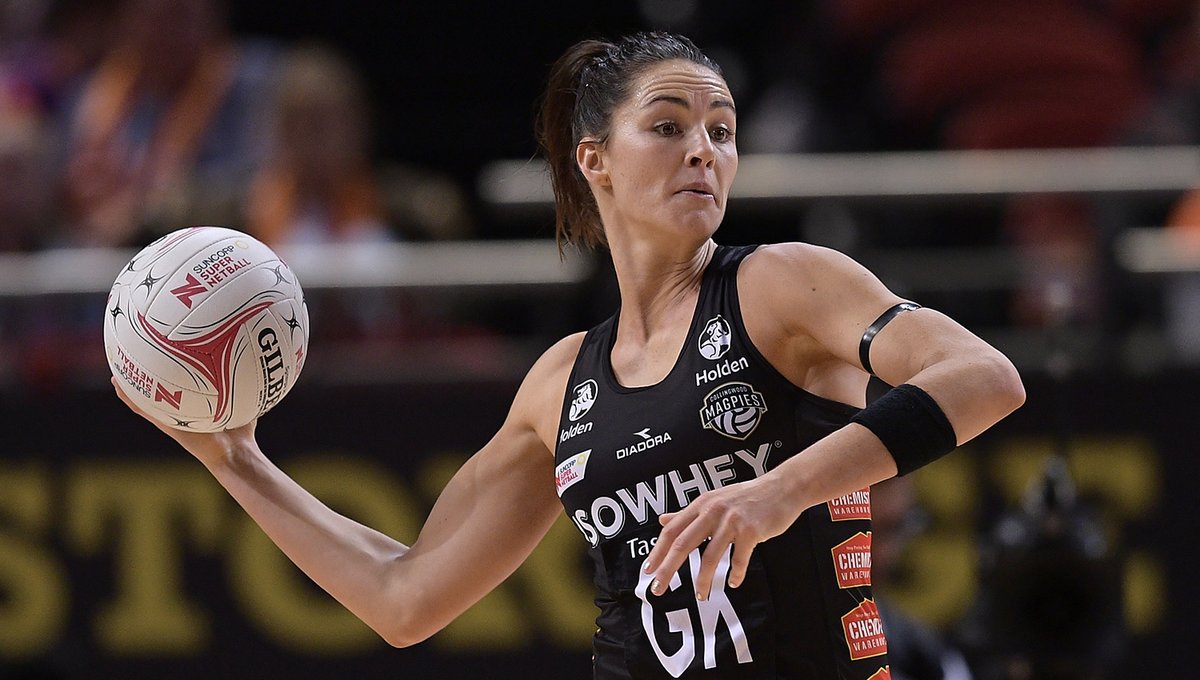 DiadoraAUS's tweet photo. From all the @DiadoraAUS team #ThankYouSharni What an amazing career. So proud to have been part of your @magpies_netball journey #borntofly https://t.co/anzShPONK3