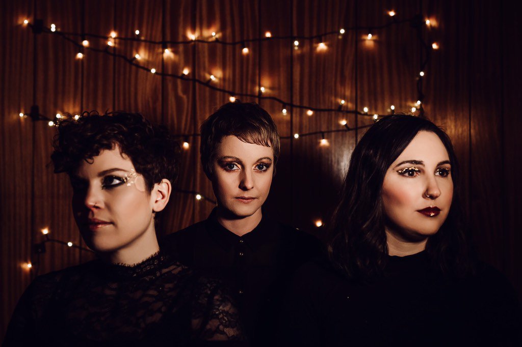 storgemusic's tweet photo. The More &amp; Moreness - new video from @HaikuSalut, directed by @GrawlixBand https://t.co/do90Wz4lzP https://t.co/N7ugzrm91a