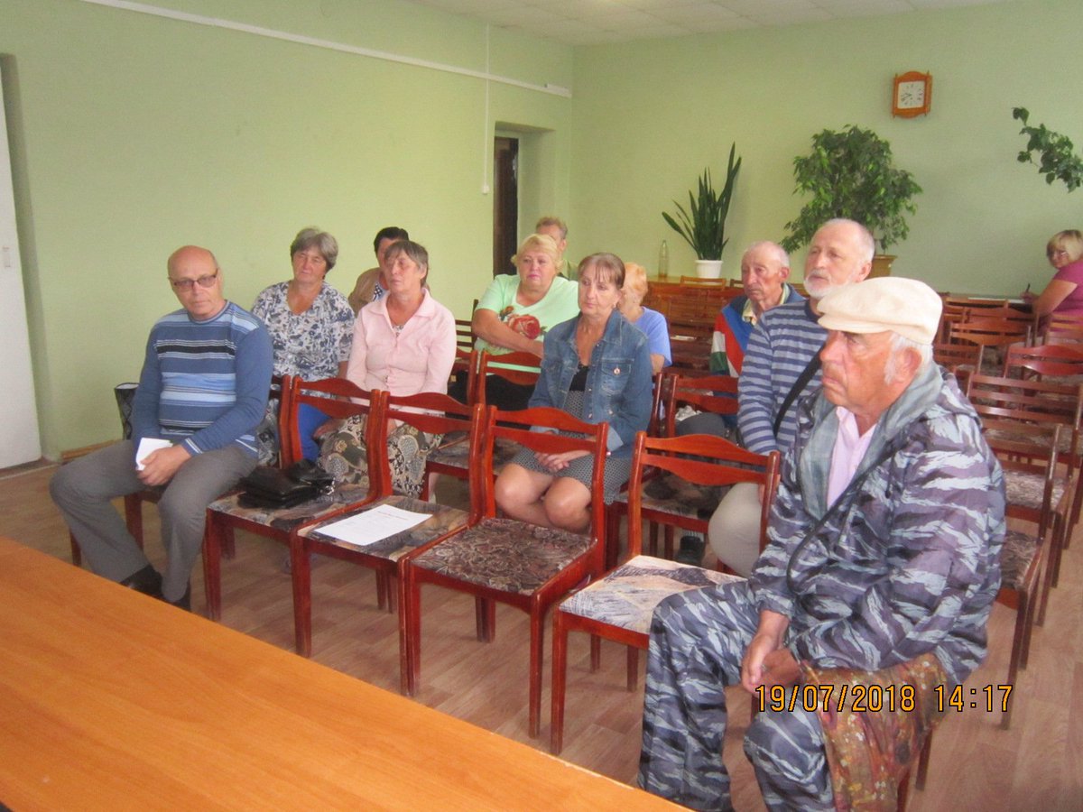 В администрации Дуляпинского с/п совместно с директором МУП ЖКХ ФМР <a href="/erenbach/">Эренбах Дмитрий</a> провели прием граждан по вопросам водоснабжения.
