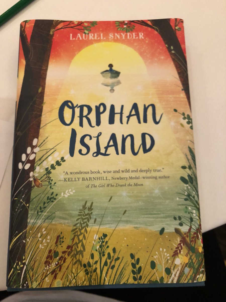 loriannegreen's tweet image. Stretching myself by participating in the activity for #thecreativityproject at the #readingsummit 😊 plus I won a book!!! Woohoo!!!