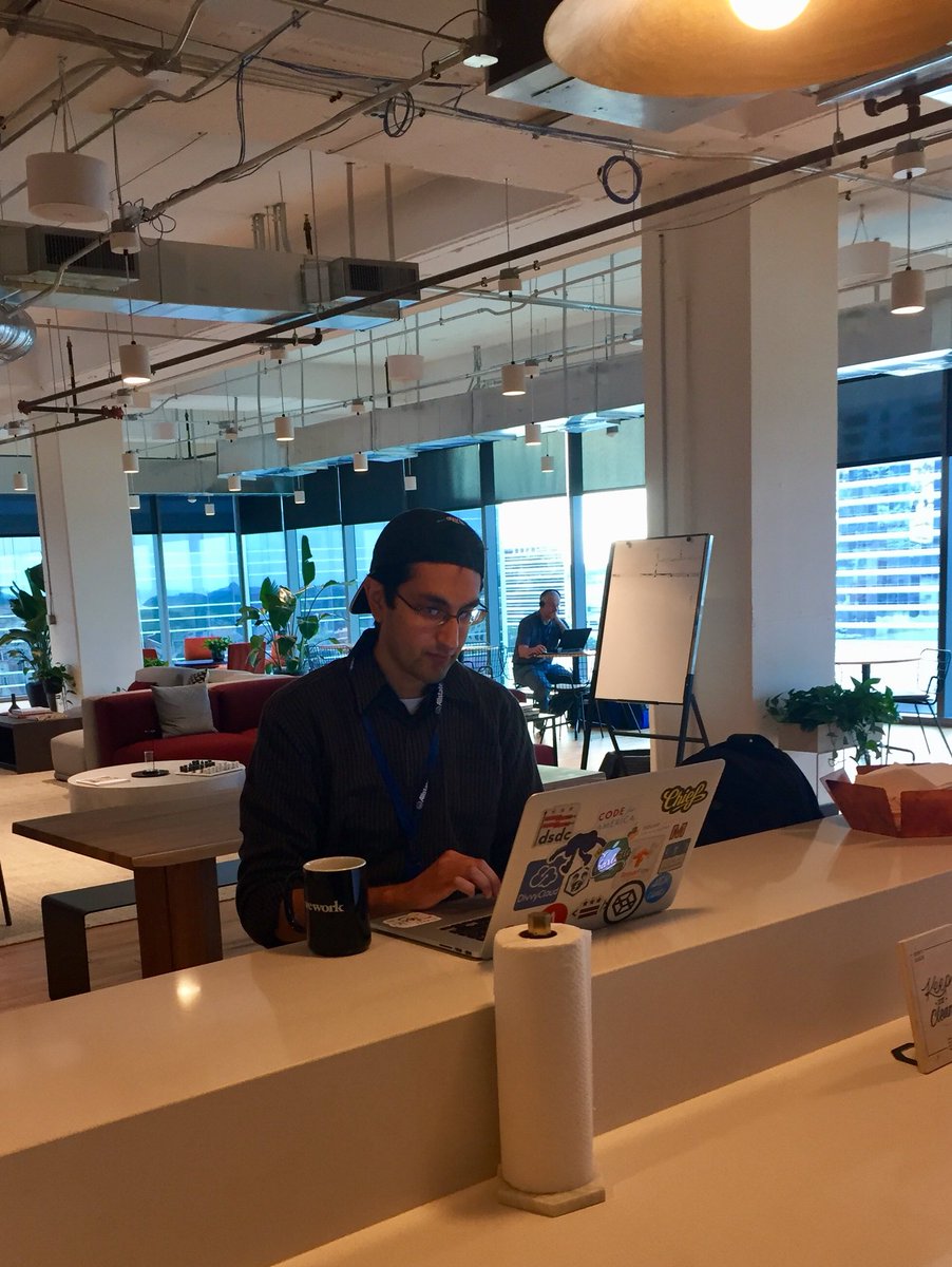 juliebsug_julie's tweet image. One of my awesome interns this year...their passion and adoption of our CompoZed culture is insane #pocpassion #compozedclt #lovemyteam