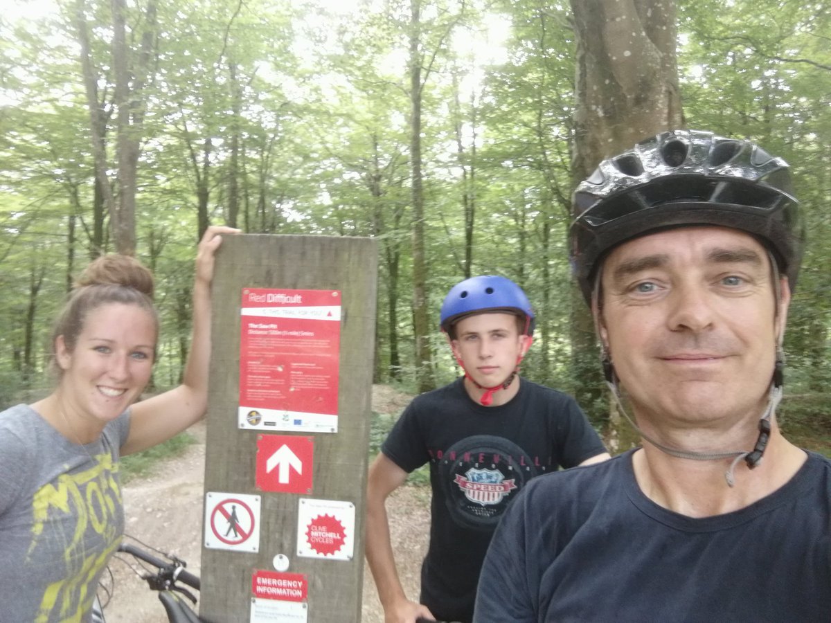 @CarrickAPA #endofterm #Riding the @clivemitchells  Sawpit and cake   <a href="/LanhydrockNT/">Lanhydrock</a> with <a href="/alicecrackers/">Charlotte Green</a>