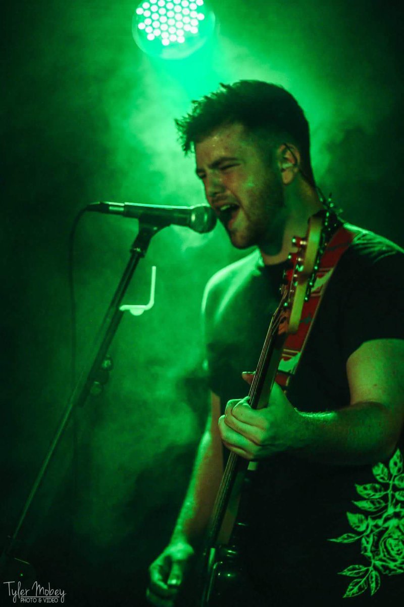 muzoakademy's tweet photo. #ThursdayThoughts
What to do at the weekend?
Definitely help us all support @TomDavies30 front man of @NewDepth_ at the #oxfactor #final on Friday night @NortonsWitney...
He doesn't need your Votes.
He deserves them!
Come join us for drinks and Tom Votes ๐ค https://t.co/rq1rH5WeQk