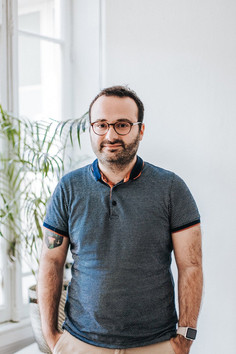 AppOuest's tweet photo. Il y a quelques jours, @LaMouetteBlog est venue prendre quelques photos à l’agence.
Voici quelques portraits de l’équipe.
Merci Florence ! https://t.co/xdFiQ2UARH