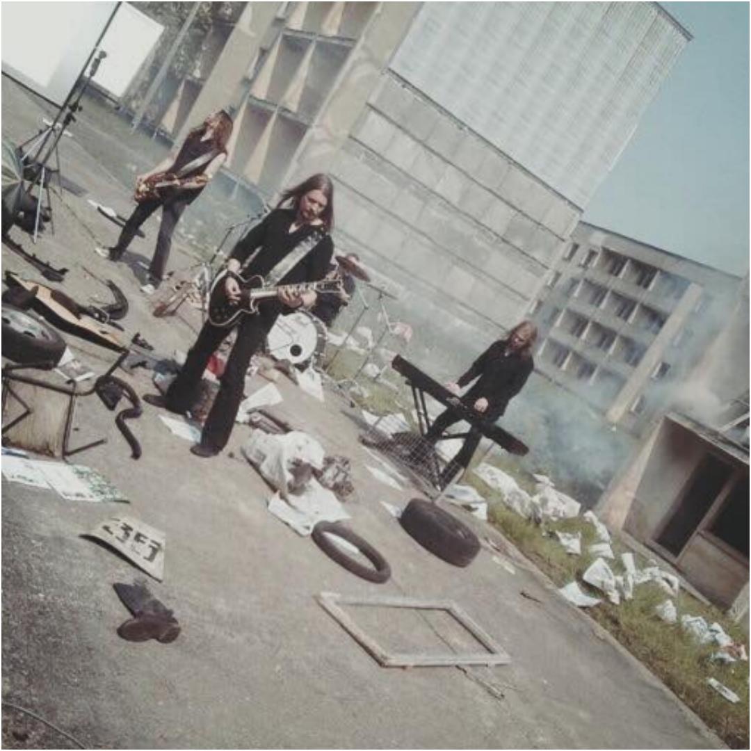 AmorphisFriends's tweet photo. Happy #TBT! Video shoot for 'You I need' in Berlin 🇩🇪 2011🤘
📸's by https://t.co/IoyYK68J3b
#Amorphis #TheBeginningOfTimes #YouINeed #MetalHammer #Berlin #ThrowbackThursday https://t.co/R3m4YVBjXw