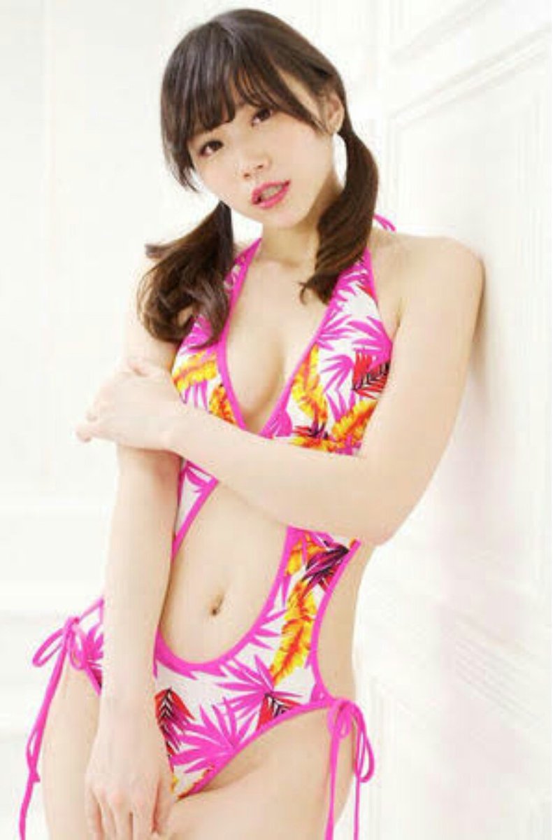 ねここねことるねこ Twitterren ラブライブサンシャイン ハグしよ の中の人 声優の諏訪ななかちゃんを 画像検索したら 仁藤りささんという グラビアの人が出てきて 途中まで諏訪ななかちゃんだと思って 画像を保存してた 諏訪ななか 仁藤りさ