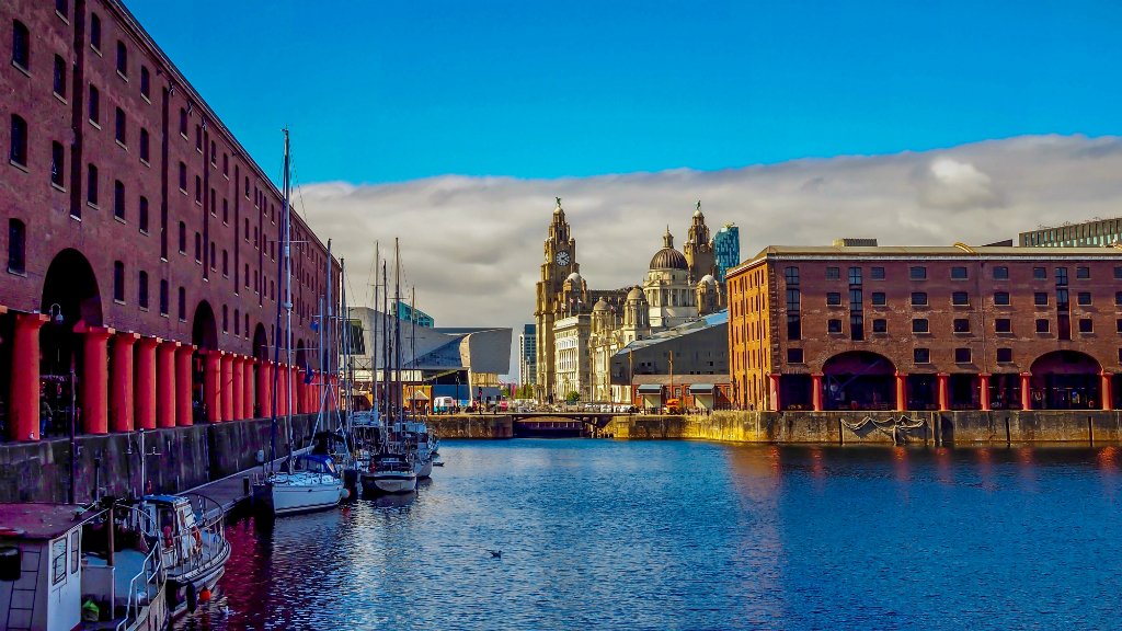 Poseidon_Eco's tweet image. We are thrilled to share the exciting news that we&apos;ve partnered with the city of Liverpool - making them the first city in the world to pledge to become climate positive! #LowCarbonLiverpool #ClimateCommitted @LiverpoolVision @itsliverpool @LivCityRegion bit.ly/2zRoM0B