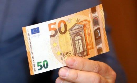 Saldus novada pašvaldība informē, ka Saldus novada dome ir pieņēmusi saistošos noteikumus, kuri paredz piešķirt visiem pirmklasniekiem 50 eiro pabalstu mācību līdzekļu iegādei saldus.lv/2013-jaunakas-…