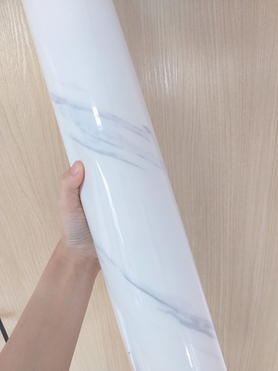 Hamkdy_'s tweet photo. รีวิวสติ๊กเกอร์ลายหินอ่อน จาก Shopee เราซื้อมาติดโต๊ะ เพราะไม่ชอบโต๊ะลายไม้เลย ติดง่ายมากกกก ตัดก็ง่าย ง่ายทุกอย่าง ใช้เวลาไม่เกิน 10น. โต๊ะดูมีระดับขึ้นทันที ชอบๆ 125บาท ติดได้ทั้งโต๊ะเรา เหลือด้วยซ้ำ5555 #ไว้รีวิวห้ามขายของโว้ยย https://t.co/t0Bw1gvY8d