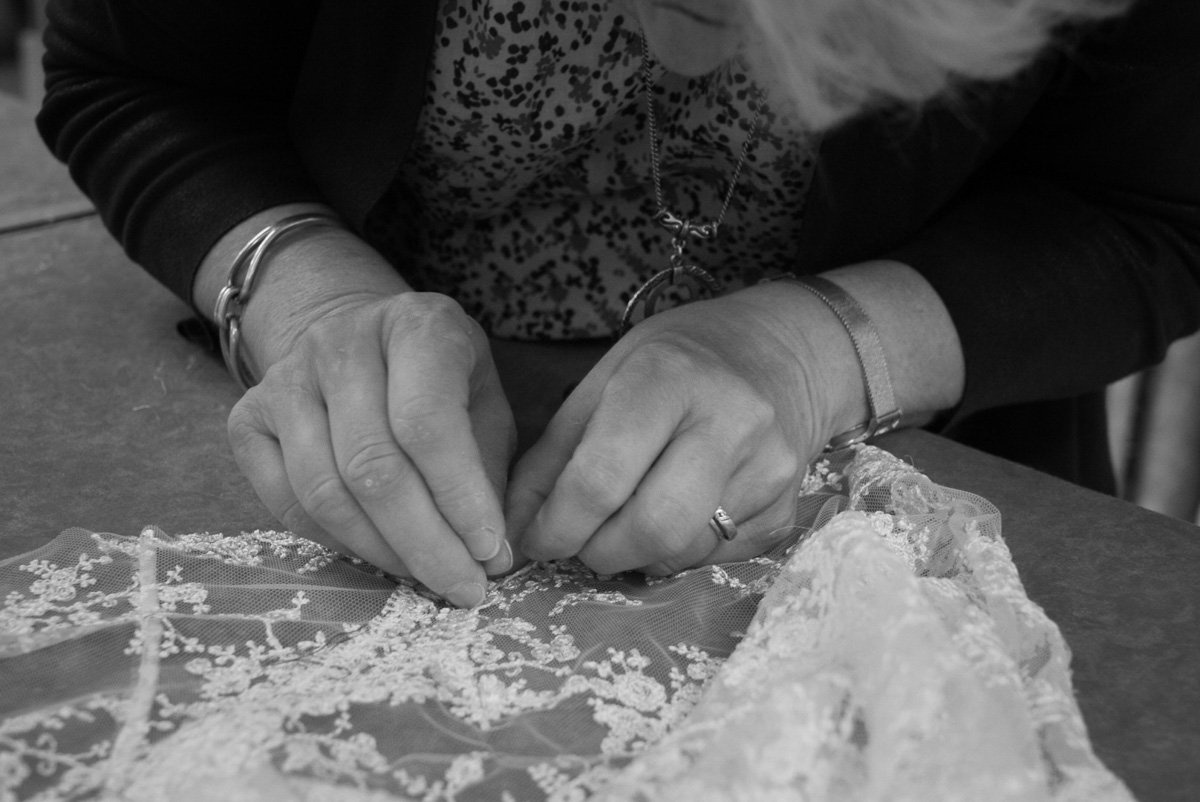 lestissusdecath's tweet photo. La dentelle, un travail minutieux 😊
#couture #DIY #tissus #dentelle
Retrouvez la sélection de tissus de Catherine sur  
https://t.co/rXZSXSP4mm https://t.co/pdLzgiNPfC