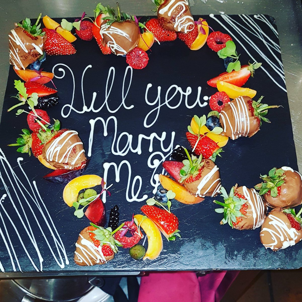 OzzyDemzy's tweet photo. Something speical i made for a customer for their love one! https://t.co/Cf7qS1Wkrs