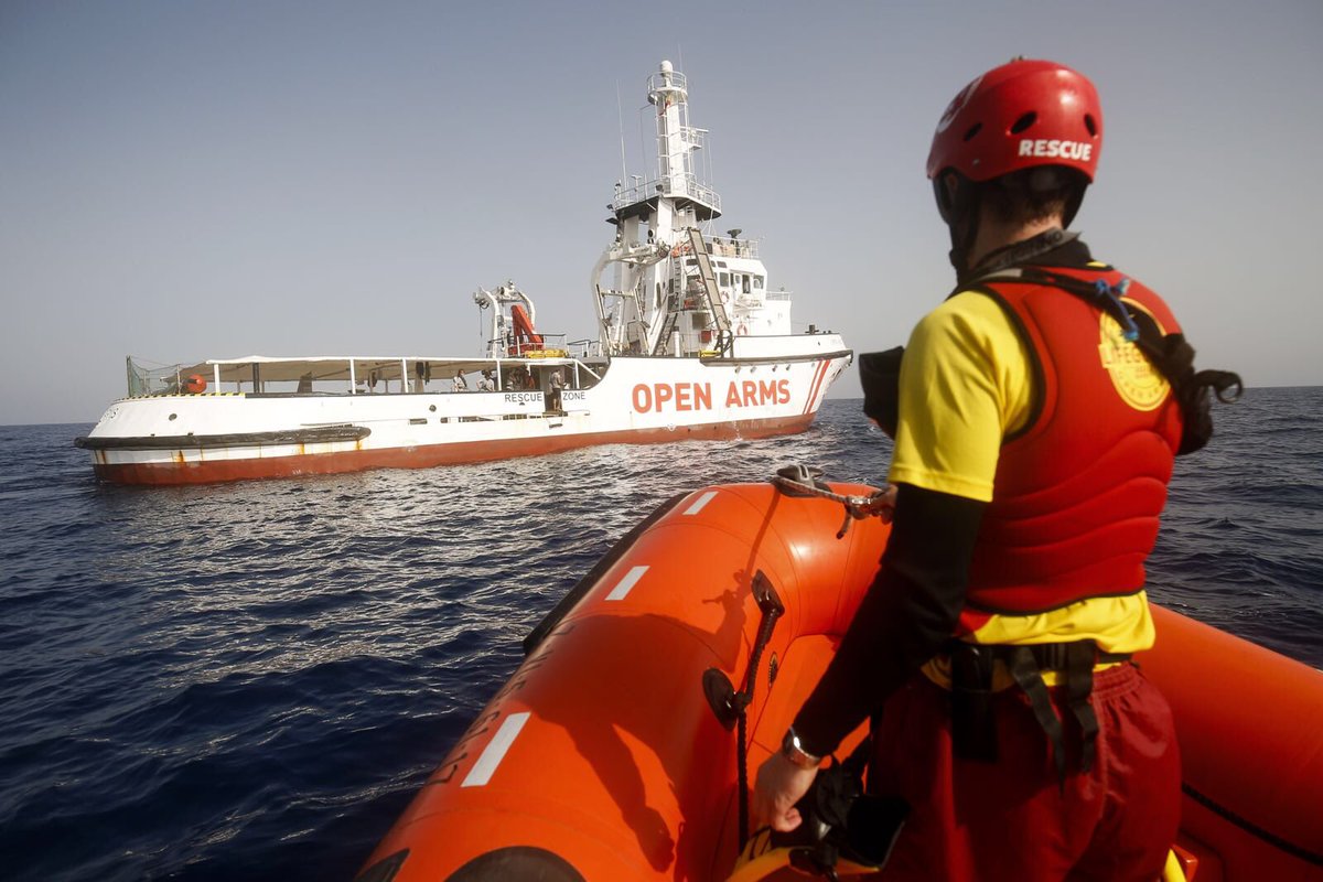 openarms_it's tweet photo. #ULTIMHOMRA Le nostre imbarcazioni #OpenArms e #Astral sbarcheranno nel porto di Palma di Maiorca sabato mattina.
Grazie, ancora una volta.
#salvarvidasnoesdelito #backopenarms https://t.co/u1WvvTXWed