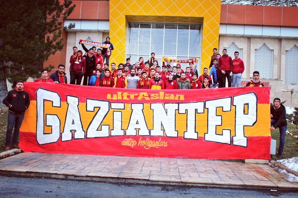 #AntepHoliganlarıgeliyor adının olduğu her yere biz hep gelicezz <a href="/uAGaziantep/">ultrAslan Gaziantep</a>