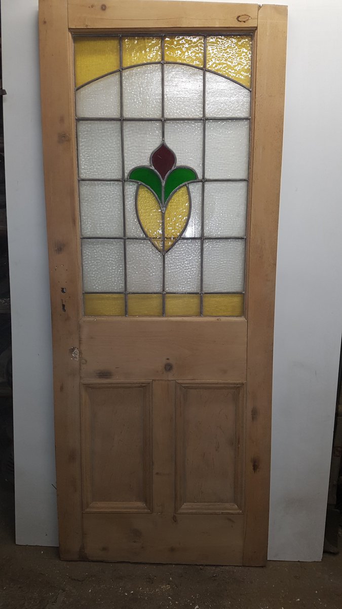 PeriodHomeStyle's tweet photo. ⭐️⭐️ Reclaimed Period #Doors ⭐️⭐️Available as-is, or together with our complete restoration service. VIEW ALL PHOTOS AT: https://t.co/jjQjs5Ev2U For a quick quote get in touch! #reclaimed #antiques #Original #door #sales #earlybiz #selling https://t.co/xAX6z5GCDV