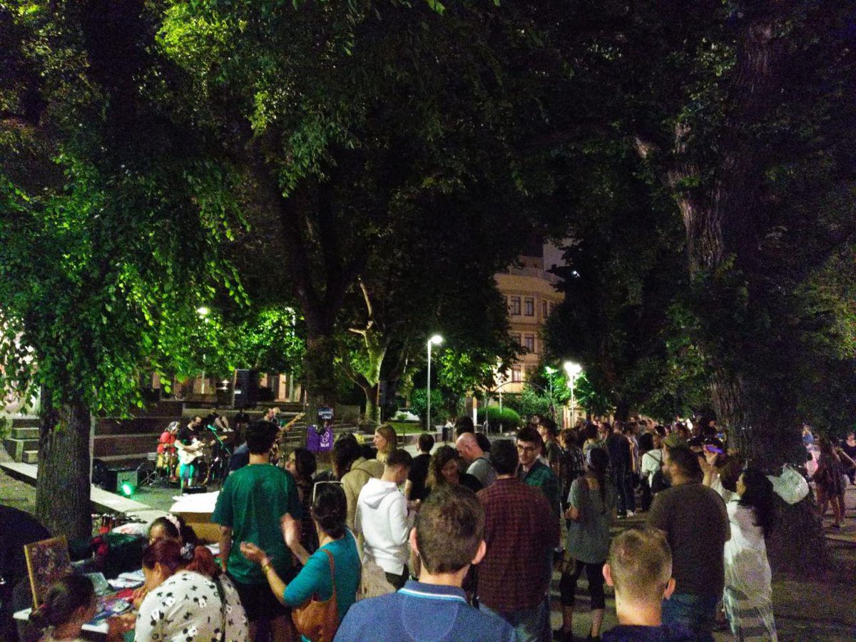 iscagz's tweet image. 🎤 Obrigadas a Xebre e a @Ultraqans por amenizar unha tarde de festa e reivindicación xuvenil pola Patria Galega na #Coruña. Tamén obrigadas a todas as que asististes e xa sabedes, o 24 de 25 de xullo vémonos nas mobilizacións! ✊

#independencia