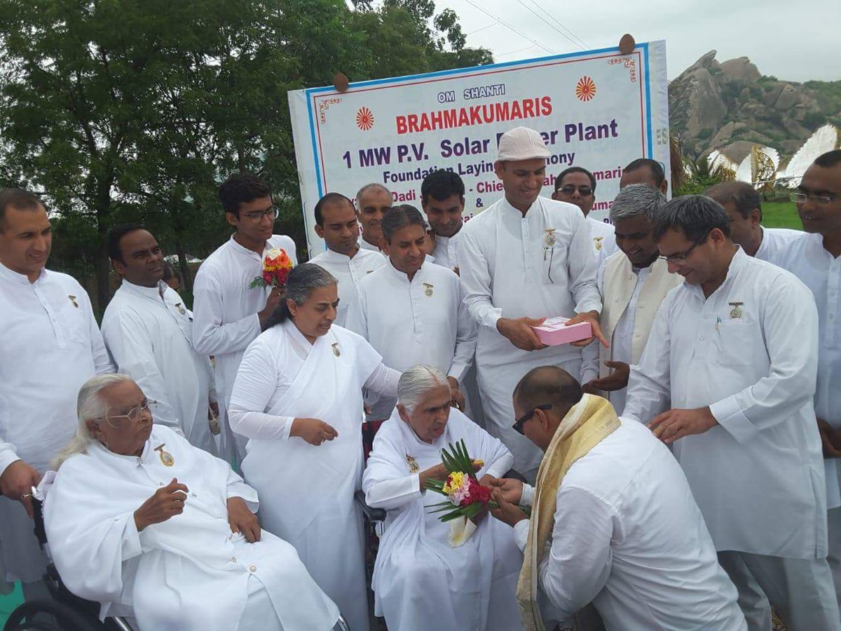 Brahma Kumaris HIndi tweet media