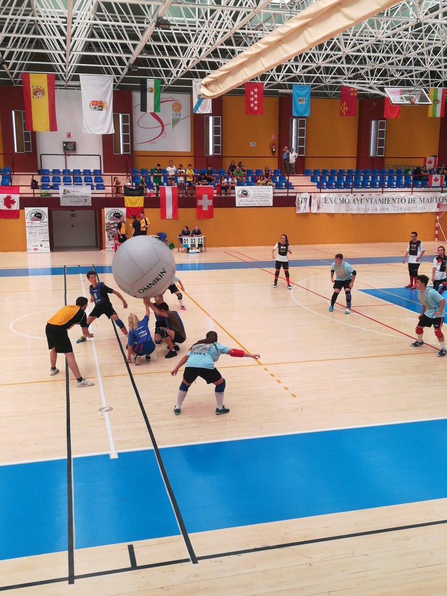 OpenJuniorkb's tweet photo. Seguimos con: Requins-KB2000-Pydasa https://t.co/fTaLsx7mam