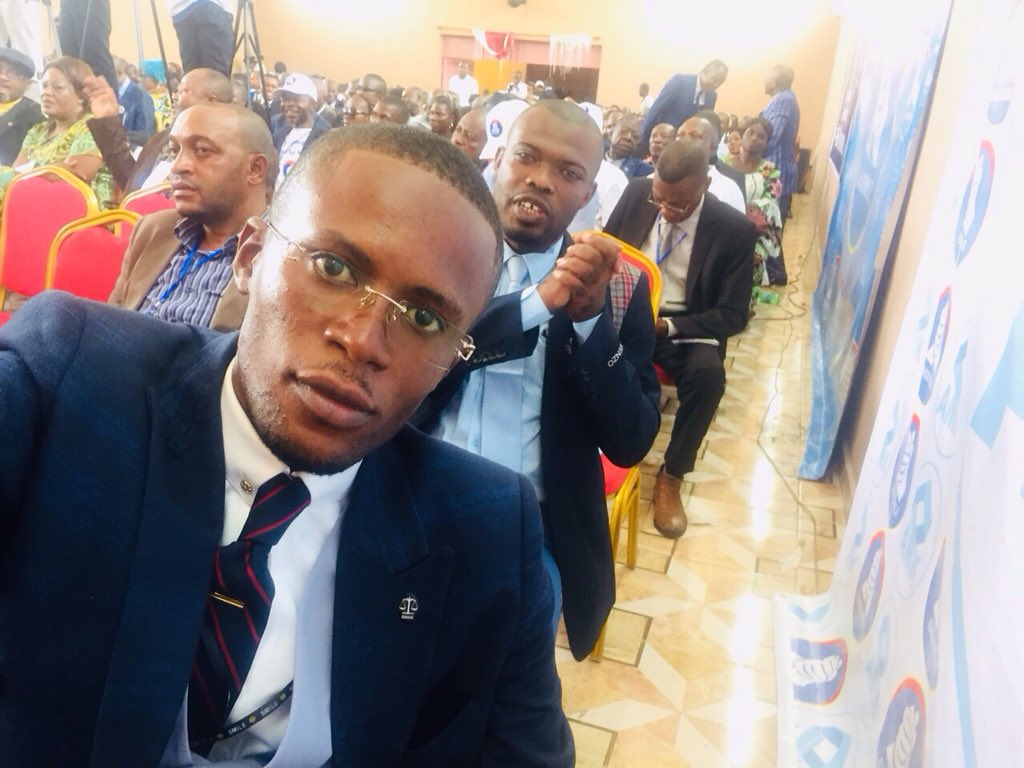 BLEDNZAMA's tweet photo. Une prévision budgétaire de 100 milliards($) est possible pour relever le niveau social catastrophique des congolais https://t.co/DkgyTogSp2