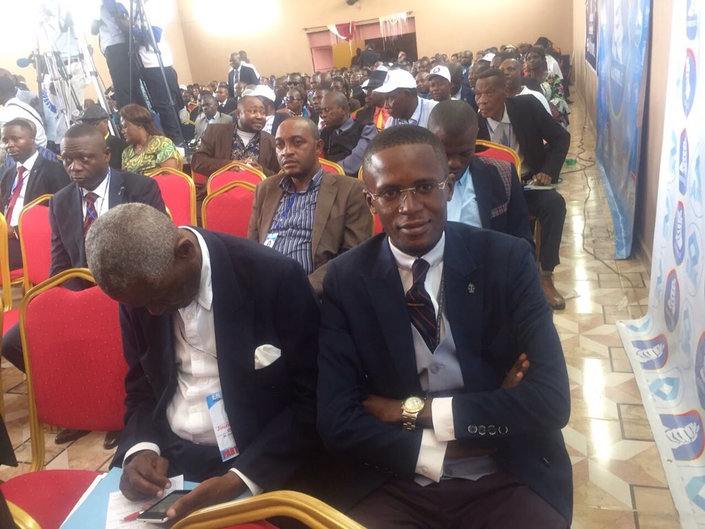 BLEDNZAMA's tweet photo. Une prévision budgétaire de 100 milliards($) est possible pour relever le niveau social catastrophique des congolais https://t.co/DkgyTogSp2